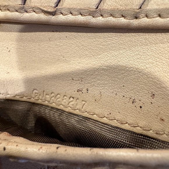 Authentic Salvatore Ferragamo wallet - Picture 4 of 13